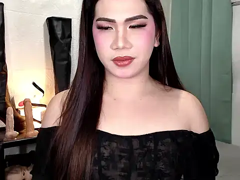 elise bloom69 online show from April 5, 5:43 pm