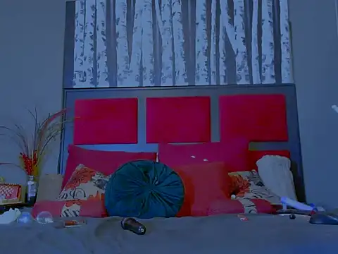 Snapshot of MissParis26 chatting on October 13, 9:04 pm MissParis26 online show from October 13, 9:04 pm