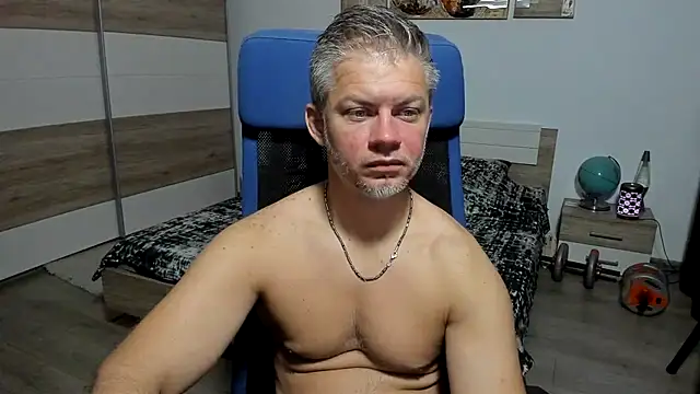 RobbyShawz online show from July 10, 4:17 am
