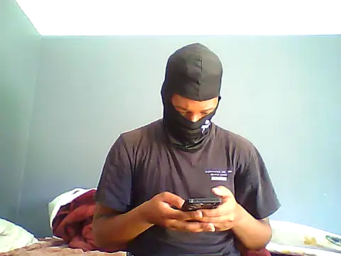 Snapshot of TitularAdaption chatting on December 2, 8:08 am TitularAdaption online show from December 2, 8:08 am