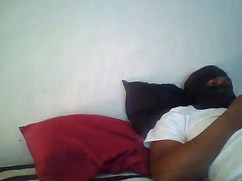 Snapshot of TitularAdaption chatting on February 25, 5:06 am TitularAdaption online show from February 25, 5:06 am