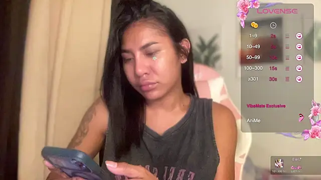 Snapshot of Alaia_Pope chatting on July 2, 2:44 am Alaia Pope online show from July 2, 2:44 am