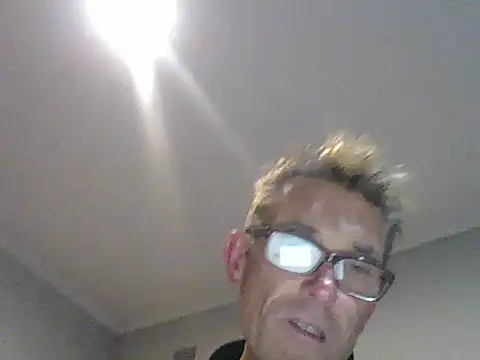 xykenrahxh online show from December 13, 9:09 pm