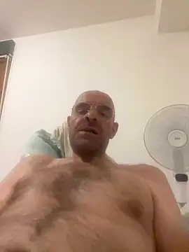Snapshot of slim1976006 chatting on July 9, 12:15 am slim1976006 online show from July 9, 12:15 am