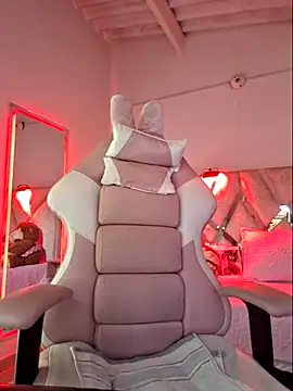 MariaPau 83 online show from February 15, 3:20 pm