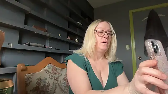 Snapshot of Soaponarope007 chatting on March 29, 6:41 pm Soaponarope007 online show from March 29, 6:41 pm