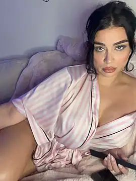 Celinaax online show from May 17, 5:27 am