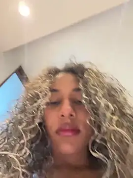 Snapshot of Belkaj chatting on February 13, 1:12 am Belkaj online show from February 13, 1:12 am