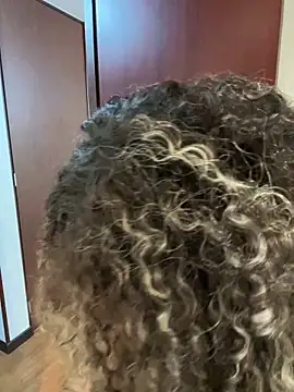 Snapshot of Belkaj chatting on February 26, 1:04 am Belkaj online show from February 26, 1:04 am