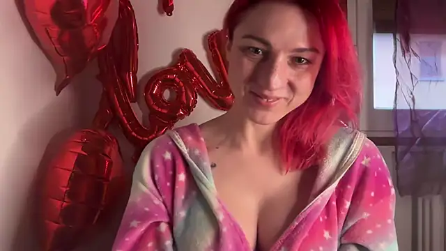 Snapshot of Nikky_Divine chatting on February 23, 4:13 pm Nikky Divine online show from February 23, 4:13 pm