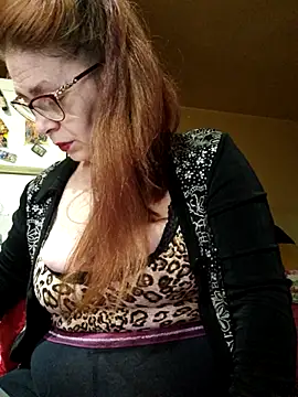 Chriss Tinaa online show from April 11, 3:22 am