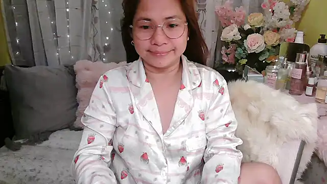 OhmyPinay online show from July 13, 2:25 am