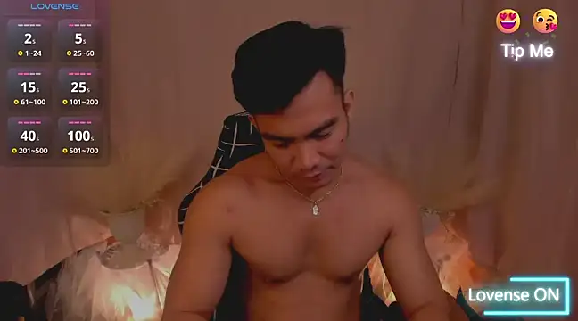 000batman000 online show from December 7, 2:31 am