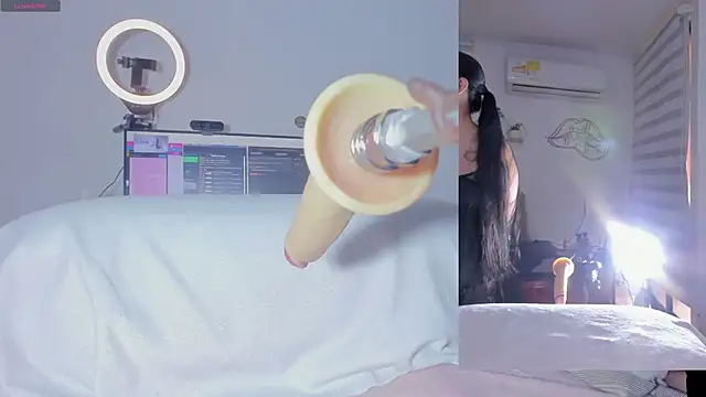 sofi velez online show from January 12, 5:07 pm