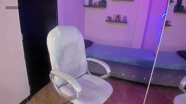 Catalinaa martinez online show from December 11, 7:36 pm