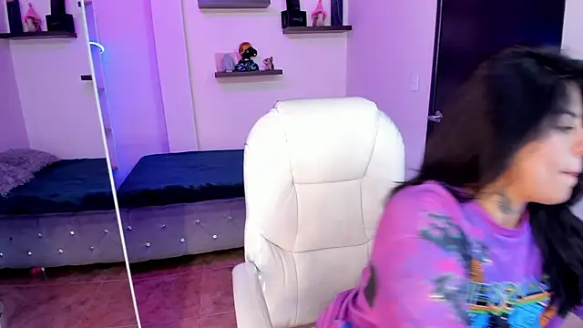 Catalinaa martinez online show from February 3, 7:31 pm