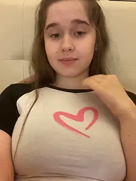 HornyGirlH online show from October 16, 11:17 pm