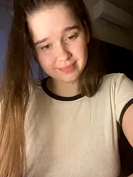 HornyGirlH online show from October 31, 3:29 am