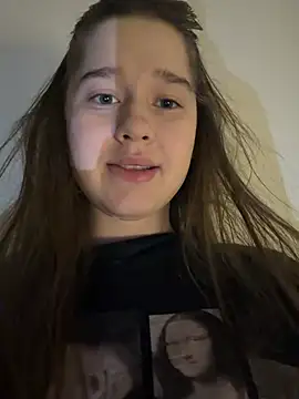 HornyGirlH online show from February 13, 4:52 am