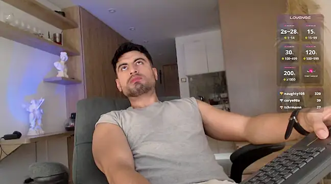 Snapshot of bradley_muscle chatting on March 20, 9:13 pm bradley muscle online show from March 20, 9:13 pm