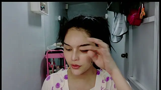 Snapshot of ellestellar chatting on July 19, 9:02 am ellestellar online show from July 19, 9:02 am