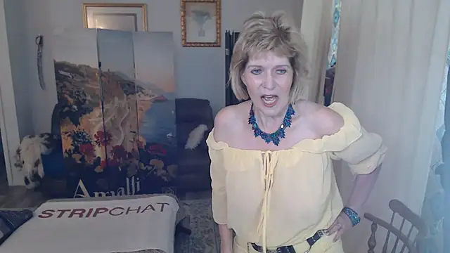 SindeeDix online show from June 6, 2:00 pm