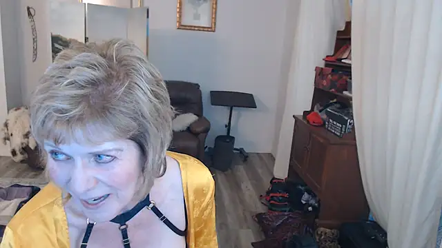 SindeeDix online show from July 10, 11:07 pm