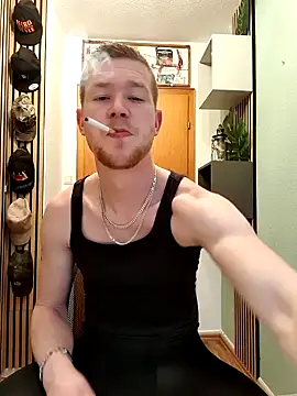 Snapshot of Playbunniboy chatting on January 24, 3:13 pm Playbunniboy online show from January 24, 3:13 pm