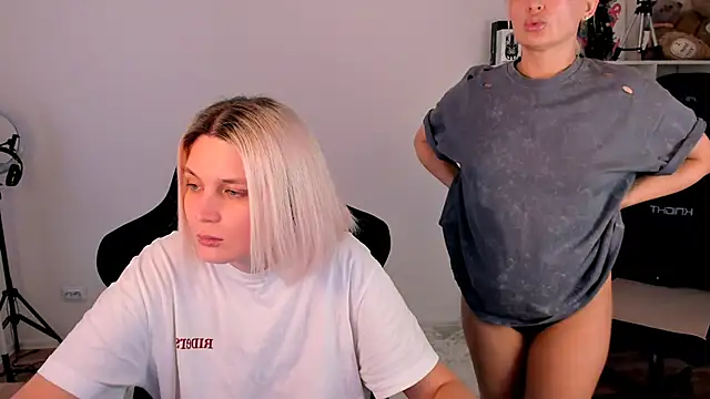 hotblonds online show from December 21, 11:06 am