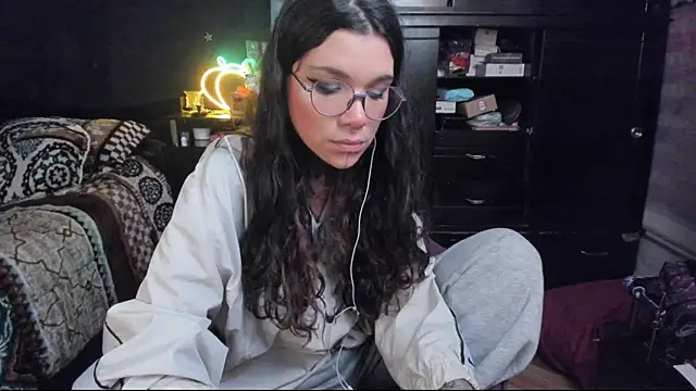Lilmarieee online show from January 25, 12:48 am