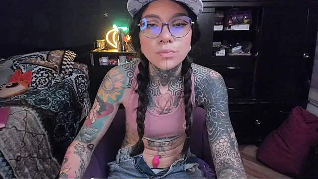 Lilmarieee online show from February 5, 12:20 am
