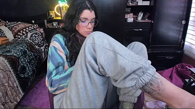 Lilmarieee online show from February 10, 8:10 pm