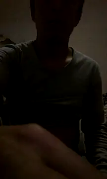 Snapshot of landy20cm chatting on December 30, 7:26 am landy20cm online show from December 30, 7:26 am