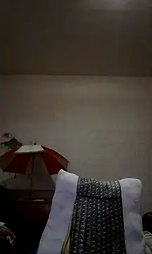 Snapshot of landy20cm chatting on February 16, 5:37 am landy20cm online show from February 16, 5:37 am