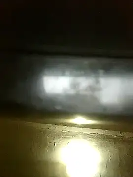 Snapshot of landy20cm chatting on March 23, 2:15 am landy20cm online show from March 23, 2:15 am