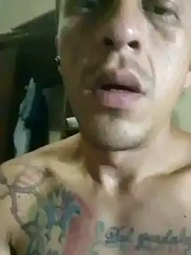 Snapshot of landy20cm chatting on October 21, 7:20 am landy20cm online show from October 21, 7:20 am