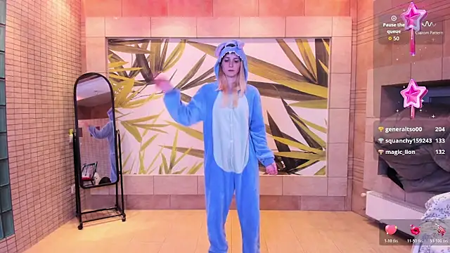 fleximona online show from March 21, 8:45 pm