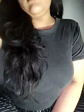 Annerae online show from October 25, 4:02 pm