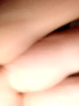 Annerae online show from April 5, 4:59 pm