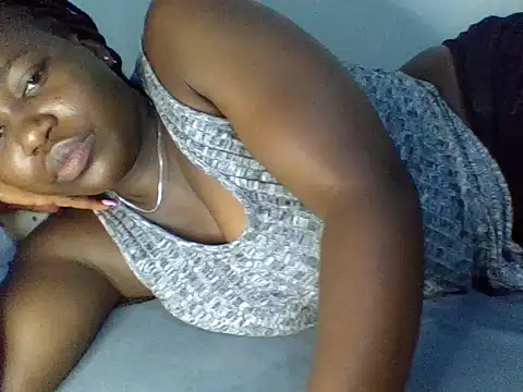 cute-marianna online show from May 13, 5:49 am