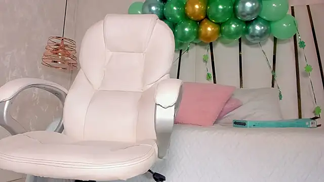 Meghan stonne  online show from March 19, 7:17 pm