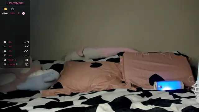 YaraAveiri online show from January 24, 4:17 pm