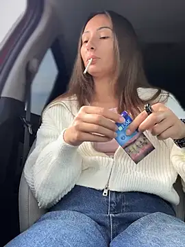 Snapshot of YOUR-KARINA chatting on January 17, 3:45 am YOUR-KARINA online show from January 17, 3:45 am