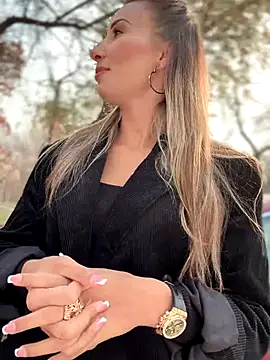 Snapshot of YOUR-KARINA chatting on October 28, 8:29 am YOUR-KARINA online show from October 28, 8:29 am