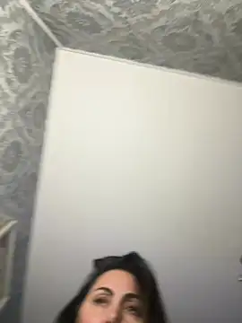 Snapshot of Emma_roqueen chatting on July 6, 8:55 pm Emma roqueen online show from July 6, 8:55 pm