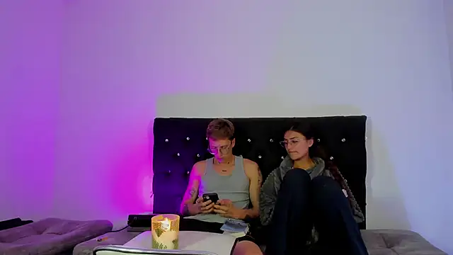 Snapshot of A_sexy_couple__ chatting on November 14, 9:35 pm A sexy couple online show from November 14, 9:35 pm