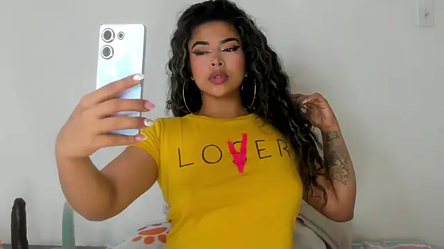 moana taylor online show from February 15, 6:55 pm