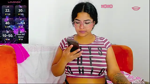 moana taylor online show from April 10, 12:43 pm