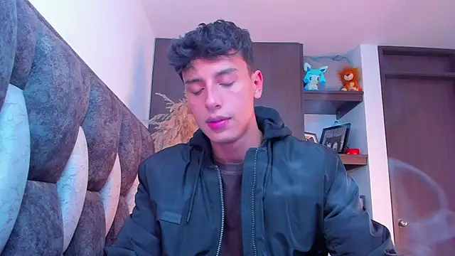 Snapshot of I_Gabriel chatting on December 6, 1:18 am I Gabriel online show from December 6, 1:18 am