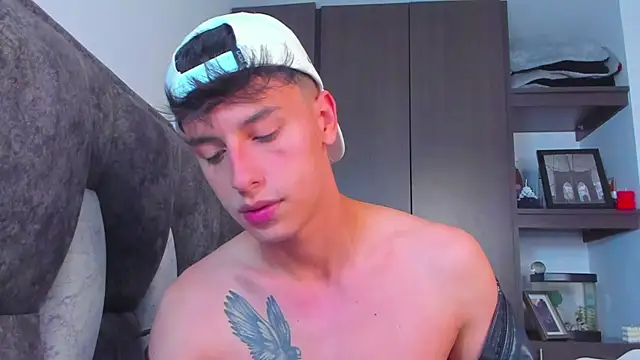 Snapshot of I_Gabriel chatting on January 14, 2:08 am I Gabriel online show from January 14, 2:08 am